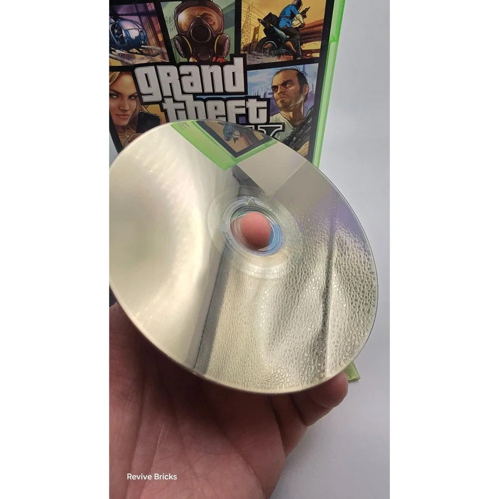Grand Theft Auto V (Microsoft Xbox One, 2014) CIB Complete W/ Map Tested Working